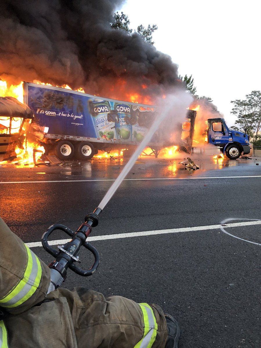East Hartford Ct. MVA with fire. I84 west prior to Connecticut River