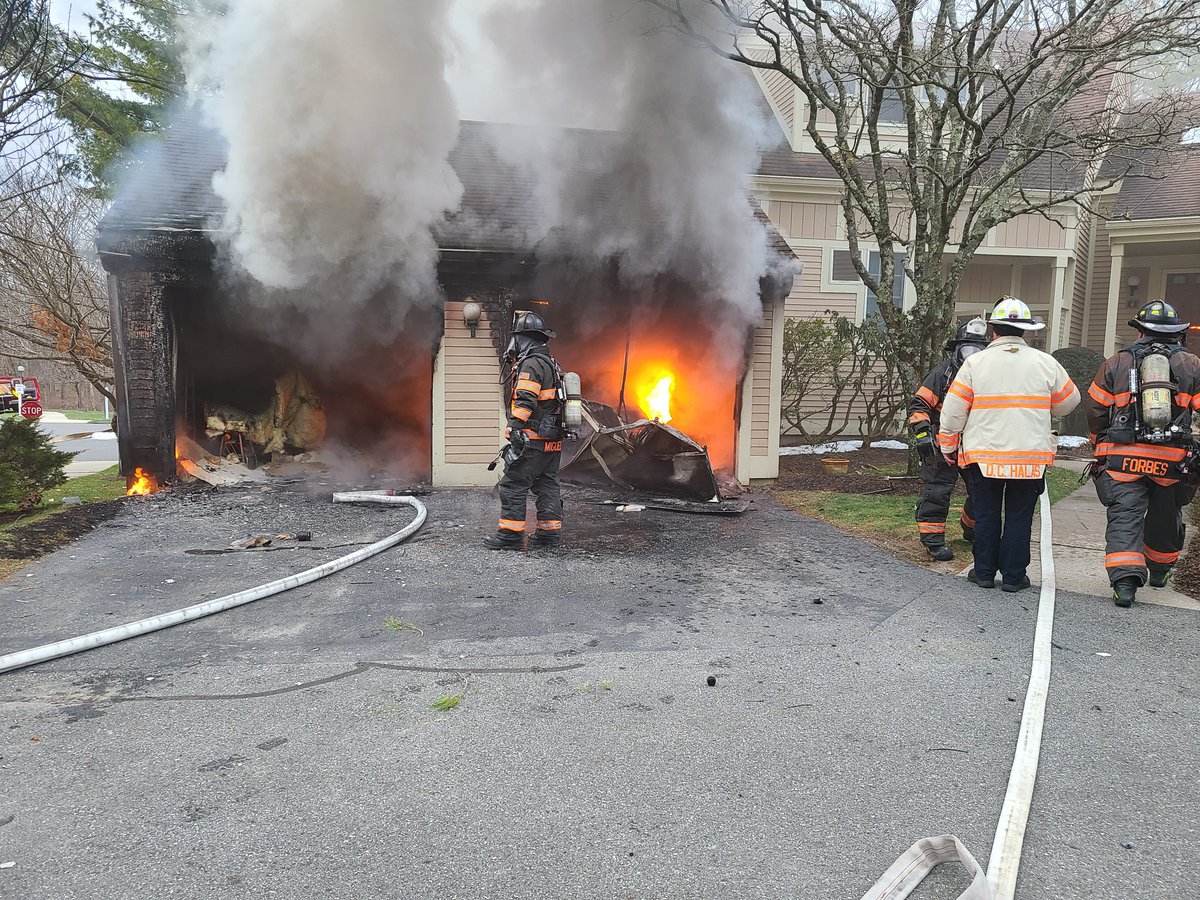 Danbury Firefighters battle a 3rd alarm in a townhouse complex