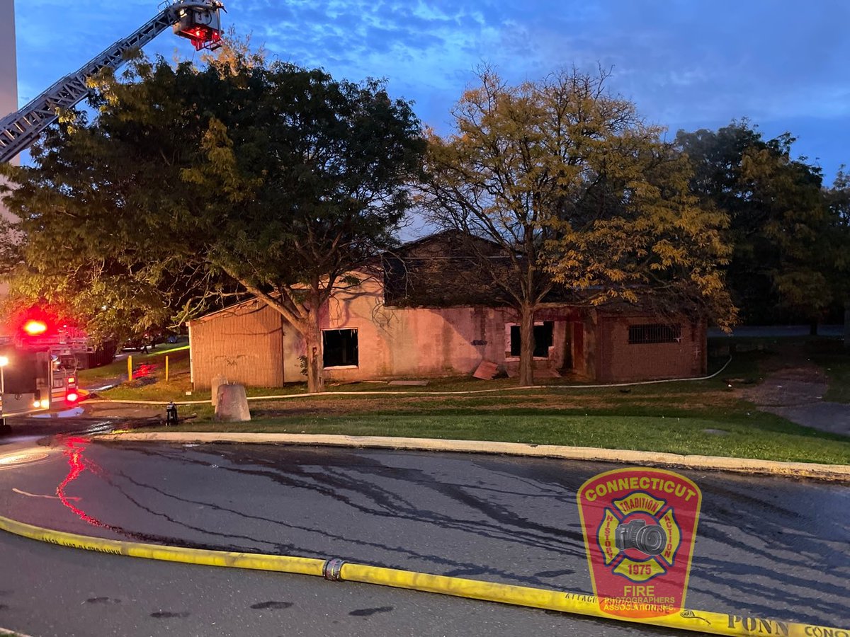 Scene of a fire in an abandoned commercial building in the city of Hartford, CT