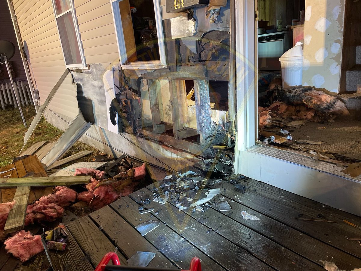 1st dwelling fire of 2022, at 4:59hrs Taftville was dispatched to a doorway on fire, 400 block of Norwich Ave.  1 line stretched and fire extinguisher in minutes.  Occum and Mohegan Tribal FAST aided.  Norwich FMO investigating